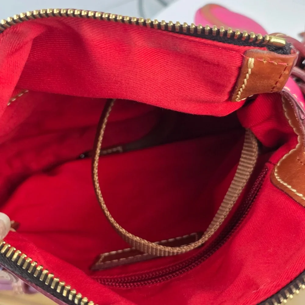 Dooney & Bourke Lambskin Leather Crossbody Bag Fuschia Brown Trim Tassels Rare - Picture 13 of 16